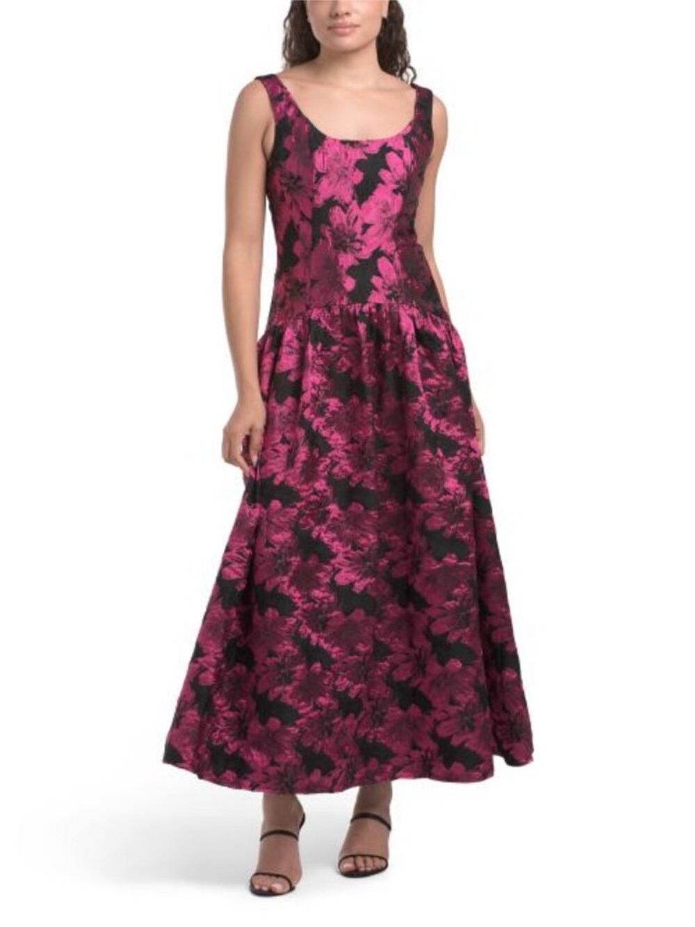 Elliatt Holly Fuchsia and Black Floral Scoop-Neck Maxi Dress